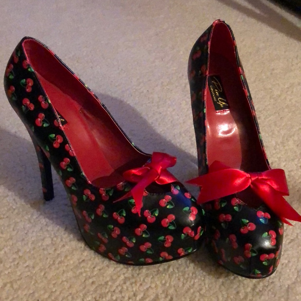 PIN UP COUTURE CHERRIES BOW PLATFORM HEELS